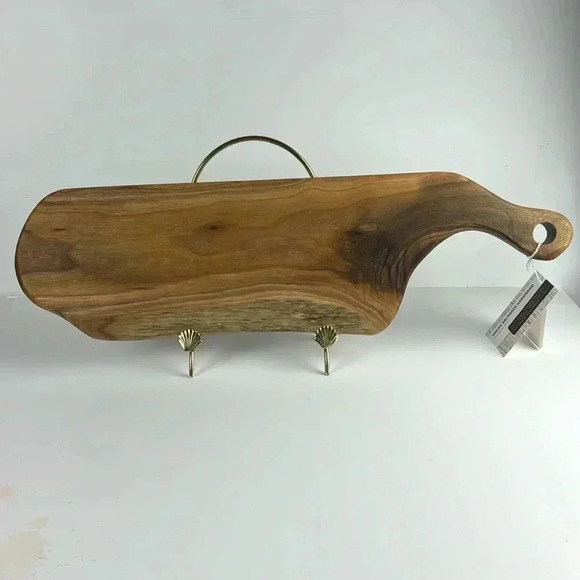 Charcuterie Wood Board 21”x6”x1” NEW NEVER USED made DAKOTA TIMBER CO HARDWOOD - Picture 1 of 7